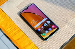 Galaxy A20s - smartphone có 3 camera giá mềm nhất của Samsung