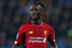 Thắng nghẹt thở Arsenal, HLV Klopp nhận tin buồn về nhân sự