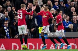 Rashford rực sáng, MU 'đá bay' Chelsea khỏi League Cup