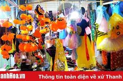 Đồ hóa trang Halloween hút khách