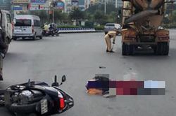 Hà Nội: Va chạm với xe bồn, 2 mẹ con tử vong tại chỗ