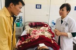 Mù mắt do tai nạn khi đốt vàng mã
