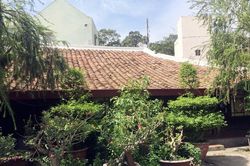 Nỗi trăn trở của người đàn bà trong căn nhà toàn gỗ quý ở Bình Dương