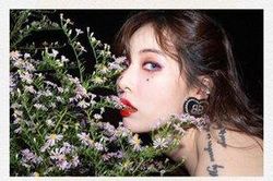 HyunA liên tục 'spoil' cho màn comeback sắp tới: Lần này hé lộ cả tạo hình và bối cảnh MV mới