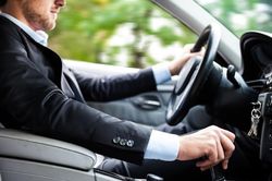 Mẹo nhỏ khởi động 'ngon lành' ôtô máy dầu khi trời lạnh