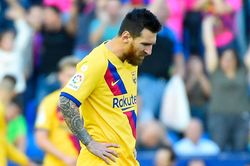 Levante vs Barca (3-1): Messi và đồng đội chịu cú sốc