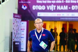 HLV xuất sắc nhất Đông Nam Á: Thầy Park sáng cửa