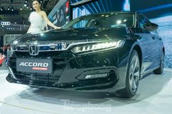 Giá đắt nhất phân khúc, Honda Accord mới tiếp tục ế dài?