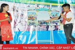 Trường học ở Nghi Xuân phối hợp với Bộ đội Biên phòng tuyên truyền về biển đảo