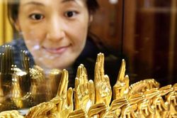 Cuối tuần, giá vàng miếng đạt đỉnh hơn 3 tuần
