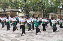 Trường THPT Dân tộc nội trú tỉnh Ninh Bình: Sôi nổi các hoạt động thể dục thể thao