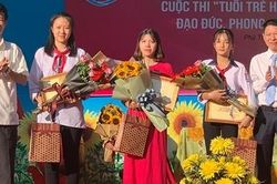Trao giải vòng loại cuộc thi 'Học tập và làm theo tư tưởng đạo đức, phong cách Hồ Chí Minh'