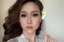 Cựu MC 'Chuyển động 24h' kết hôn, khoe cuộc sống sang chảnh vạn người thèm