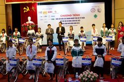 550 triệu đồng hỗ trợ trẻ em 'gặp khó' trên địa bàn TP Hà Nội