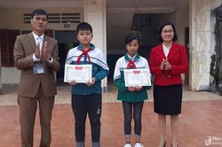 Xã ở Nghệ An có nhiều học sinh trả lại tài sản nhặt được cho người đánh mất