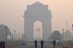 Ấn Độ: Khói bụi 'thiêu đốt' đôi mắt tại thủ đô Delhi