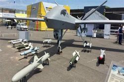 Mỹ mua UAV Trung Quốc để luyện bắn