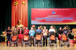 Đoàn kết, sáng tạo khởi nghiệp, tình nguyện, xây dựng quê hương giàu mạnh, văn minh