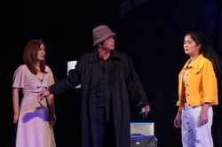 'Ngược chiều gió' nêu lên thực tế của không ít các gia đình Việt