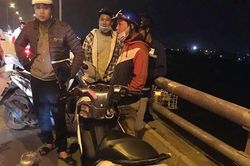 Người phụ nữ ôm con nhỏ nhảy cầu tự tử