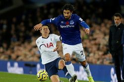 Andre Gomes dự kiến nghỉ thi đấu 6 tháng sau phẫu thuật