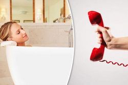 Tại sao các khách sạn hạng sang luôn có điện thoại trong phòng tắm?