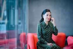 'Pháp sư mù' đối đầu 'Hoa hậu giang hồ' trên đường đua phim Việt