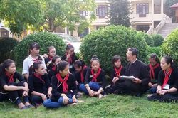 Nghệ nhân đam mê hát then, đàn tính