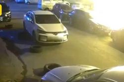 Động cơ 'ngã ngửa' của người đàn ông đốt cháy một loạt ô tô