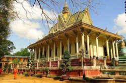 Ai có thể làm cho ta đau?