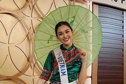 Hoa hậu Quốc tế 2019: Tường San diện đồ dân tộc, nhảy 'Để Mị nói cho mà nghe'