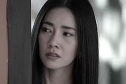 Một giờ sáng về nhà thấy khung cảnh hoang tàn mà tôi sốc nặng trước sự cuồng loạn của vợ