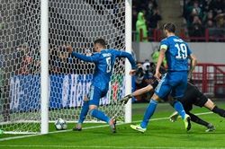 Lokomotiv 1-2 Juventus: Ronaldo thất vọng vì bị Ramsey 'cướp' bàn thắng từ đá phạt đầu tiên ở Juventus