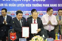 'Bí ẩn' như tiền lương của HLV Park Hang-seo