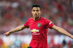 Thắng Partizan 3-0, MU vào vòng knock-out Europa League sớm 2 lượt