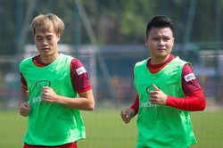 Tuyển Việt Nam bất ngờ đổi lịch tập buổi sáng