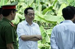 'Khó, khô, khổ ...' như làm phim chính luận