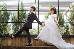 Đám cưới của cặp vợ chồng 'tí hon' khiến nhiều người xúc động