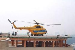 Trực thăng cấp cứu lần đầu đáp xuống nóc bệnh viện