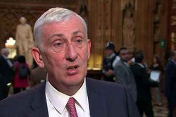 Lindsay Hoyle - Nhân tố mới trong 'vở kịch Brexit'