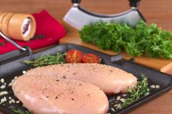 Mỹ thu hồi hơn 900 tấn gà do nghi nhiễm kim loại