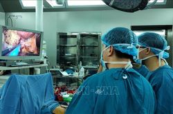 Lần đầu ngành Y miền Trung nội soi cắt gan cho bệnh nhân ung thư