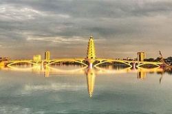 Muốn có ảnh chất, giới trẻ tìm ngay đến cầu đi bộ tại Phú Thọ