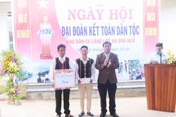 Gia Lai: Phó Chủ tịch UBND tỉnh Kpă Thuyên dự Ngày hội Đại đoàn kết