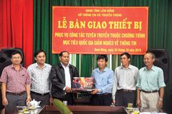 Giảm nghèo thông tin cho vùng sâu