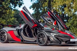 Ngắm chiếc McLaren P1 GTR được phép dạo phố duy nhất trên thế giới