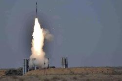 S-400 Nga bắn rơi tên lửa siêu vượt âm