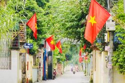 Ngỡ ngàng trước sự 'lột xác' của đường làng, ngõ xóm ngoại thành