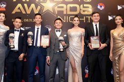 Tiểu Vy, Đỗ Mỹ Linh, Kiều Loan rạng rỡ bên Quang Hải, Đặng Văn Lâm