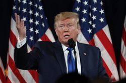 Tổng thống Trump: Tuyên bố về can thiệp của Nga vào bầu cử Mỹ là lời nói dối lớn nhất!